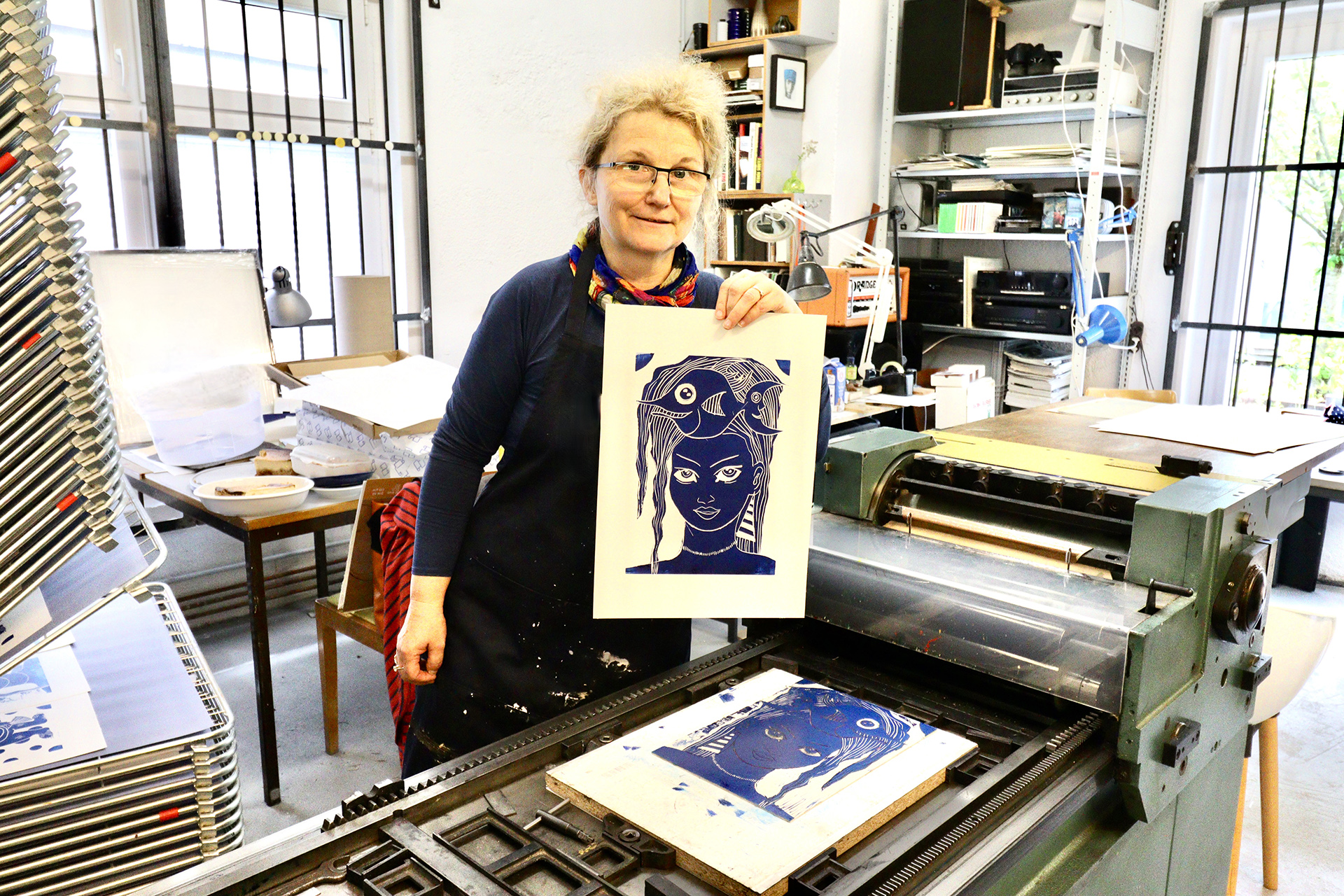 Empfehlungsschreiben beim Kunstkauf von Druckgraphik
Auf dieser Seite finden Sie authentische Empfehlungsschreiben beim Kunstkauf von Druckgraphik, die die hohe Qualität, den emotionalen Wert und die Einzigartigkeit der handgedruckten Linoldrucke von Diana Achtzig belegen.