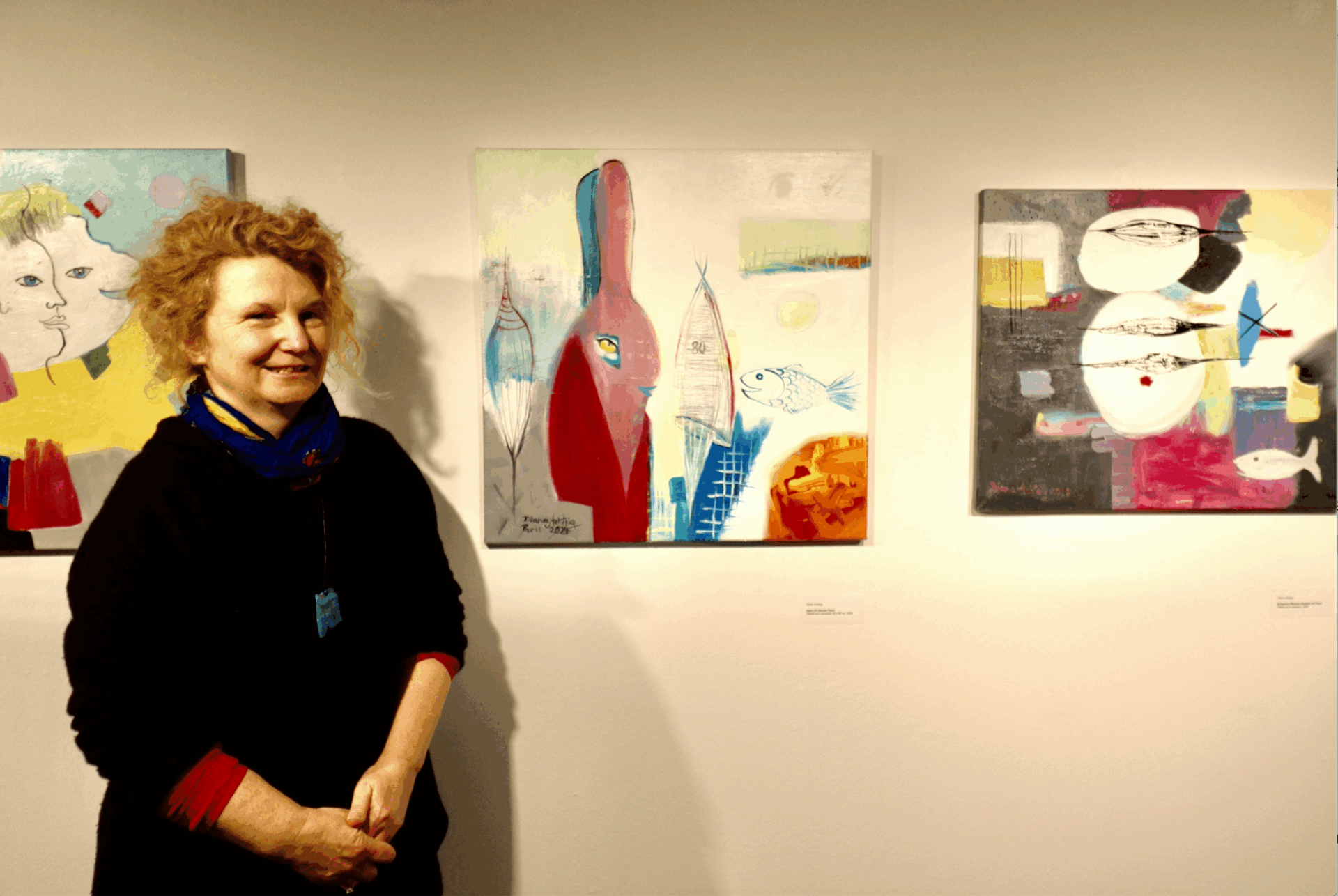 Ausstellungszentrum-Pyramide-Blauer-Fischwelten: Original-Ölgemälde „Hase mit transparentem Fisch“ von Diana Achtzig, 60 × 60 x 2  cm, Öl auf Leinwand, Unikat 2024, jetzt sichern 498 €!